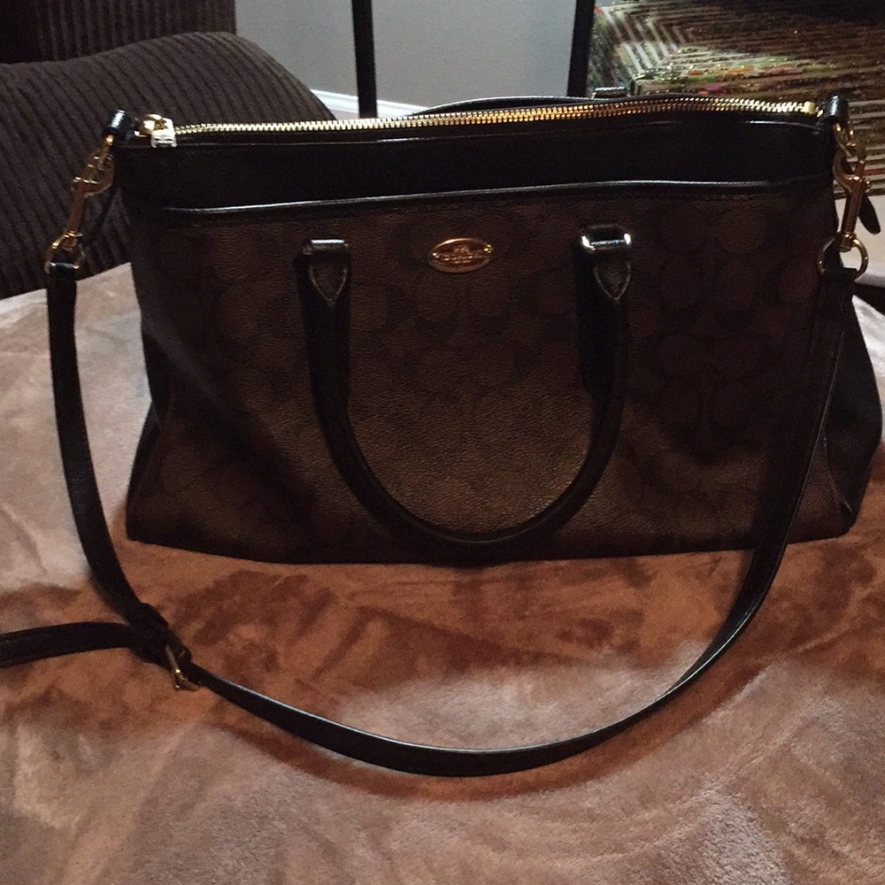 Coach Carryall Shoulder Bag